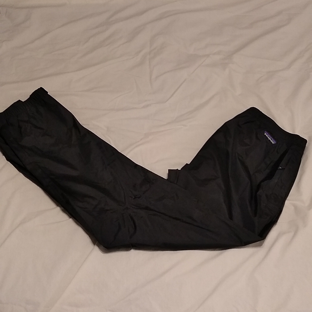 Men's Patagonia H2N0 weatherproof shell pants like new size Medium